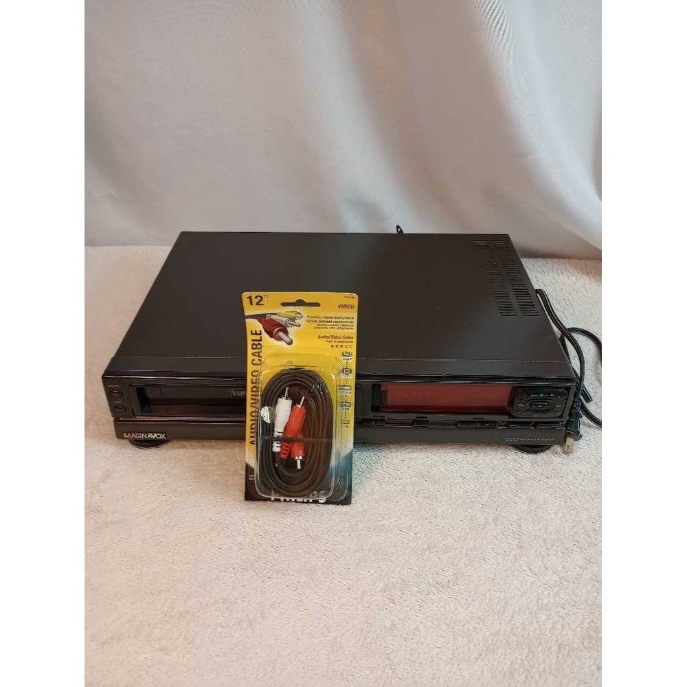 MAGNAVOX VCR VR2042AT01 VHS Player Tested Working No‎ Remote Vintage
